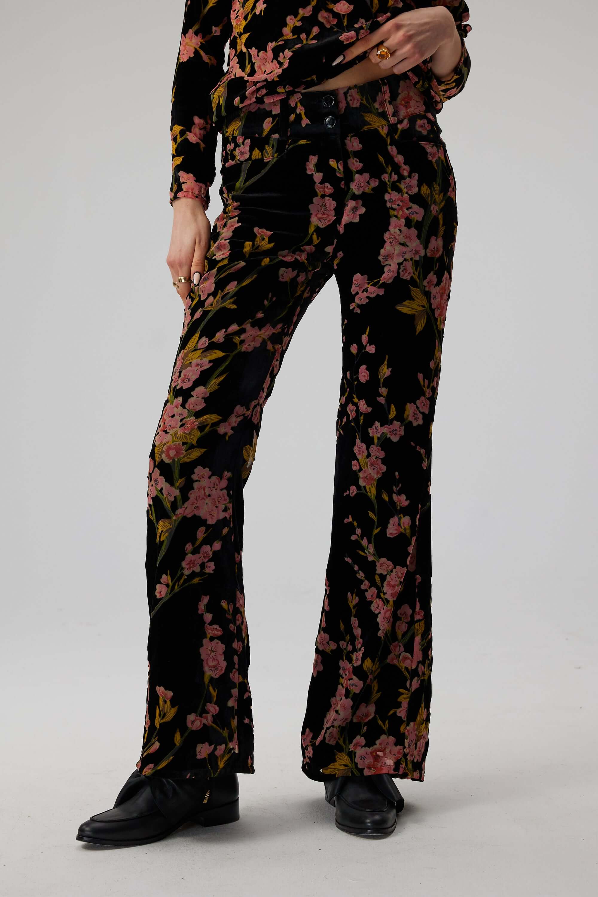 Robin pants in velvet Blossom