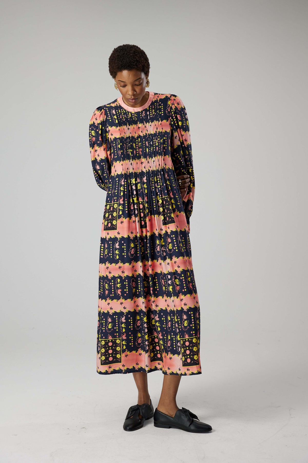 Thelma dress in Esoteric print