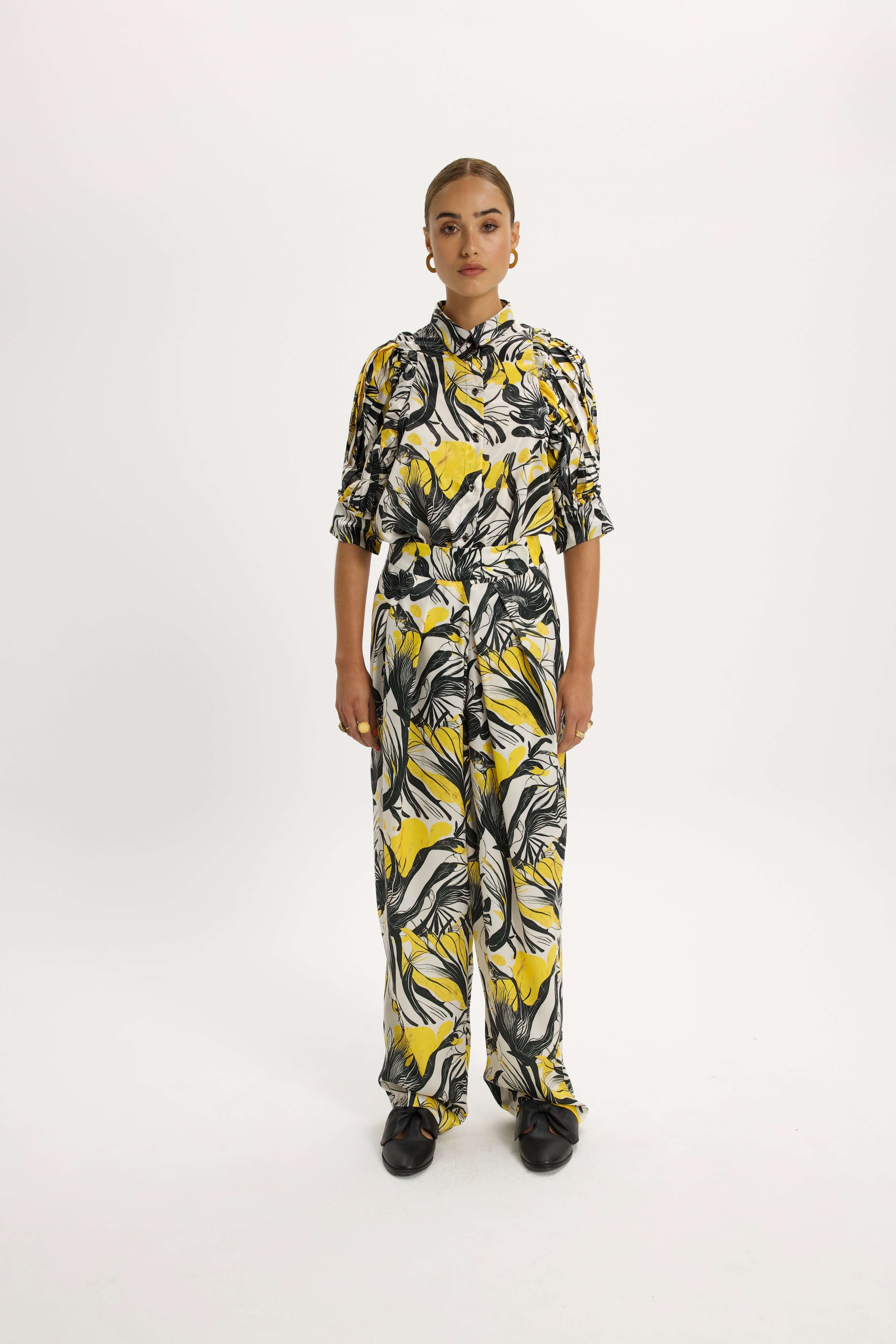 Sakis Pants in Seaweed In Motion Print