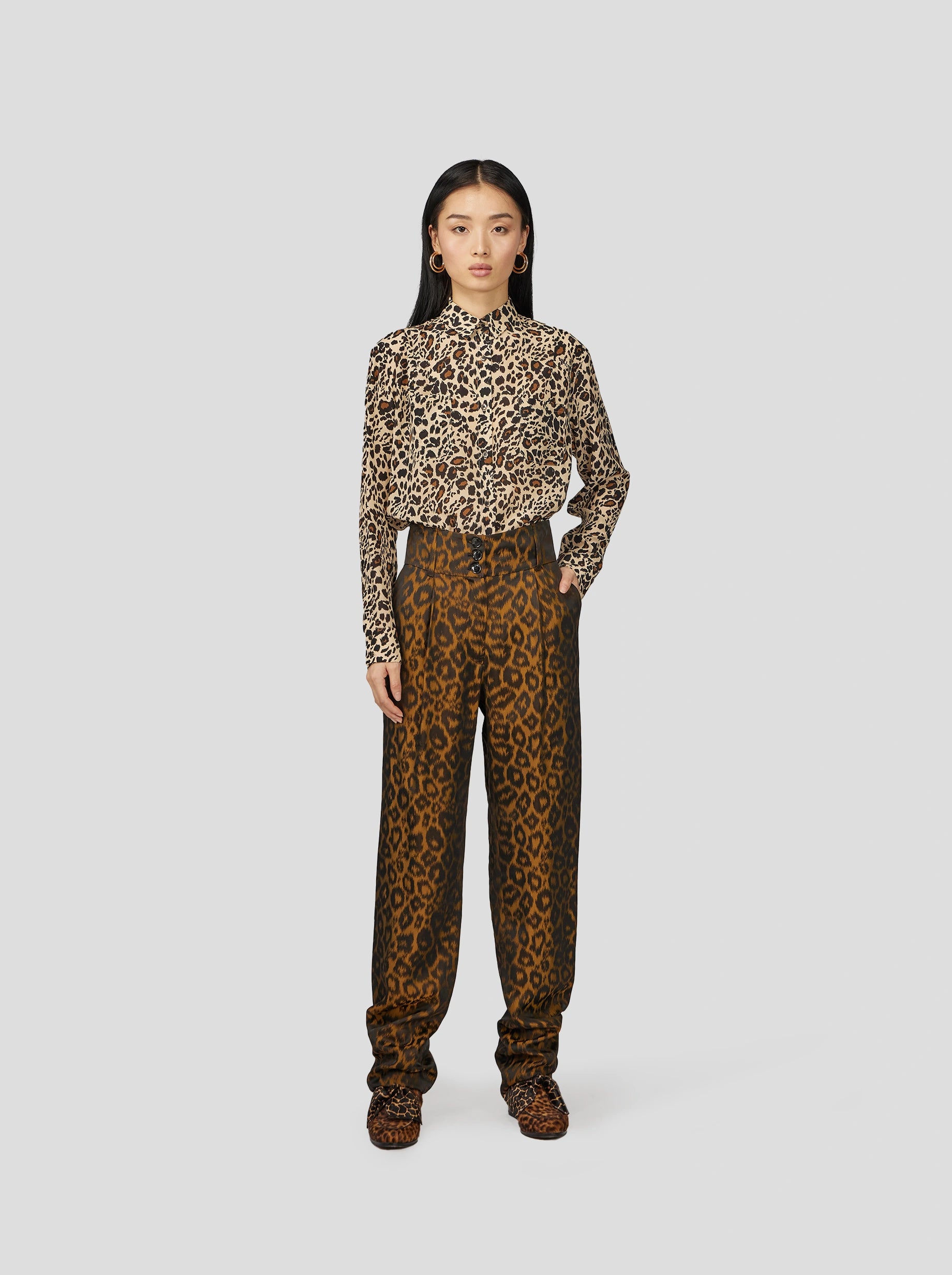 CHEMISE DORI EN IMPRIMÉ LEOPARD SOYEUX