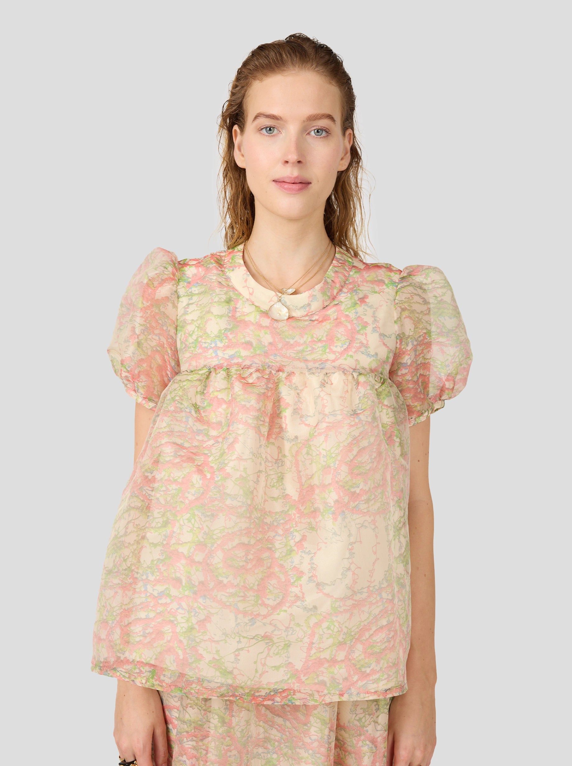 Gaya Blouse In Spray Print