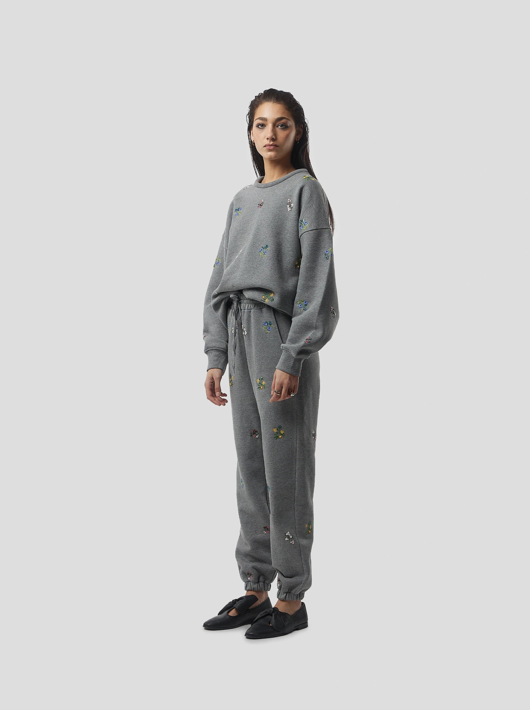 Harlem jumper in grey beaded embroidered fleece