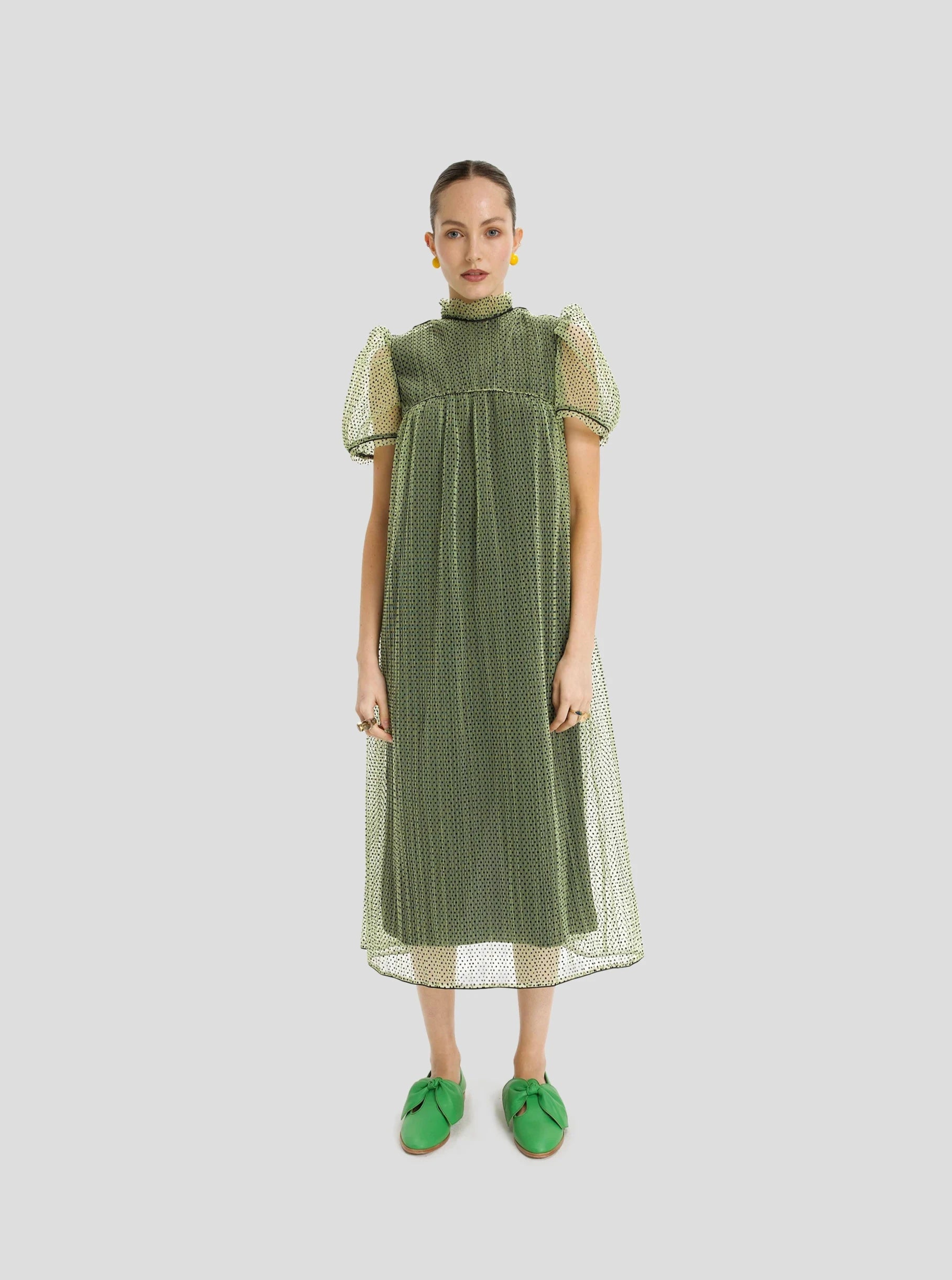 Mira Dress in Croquant Plumetis Olive