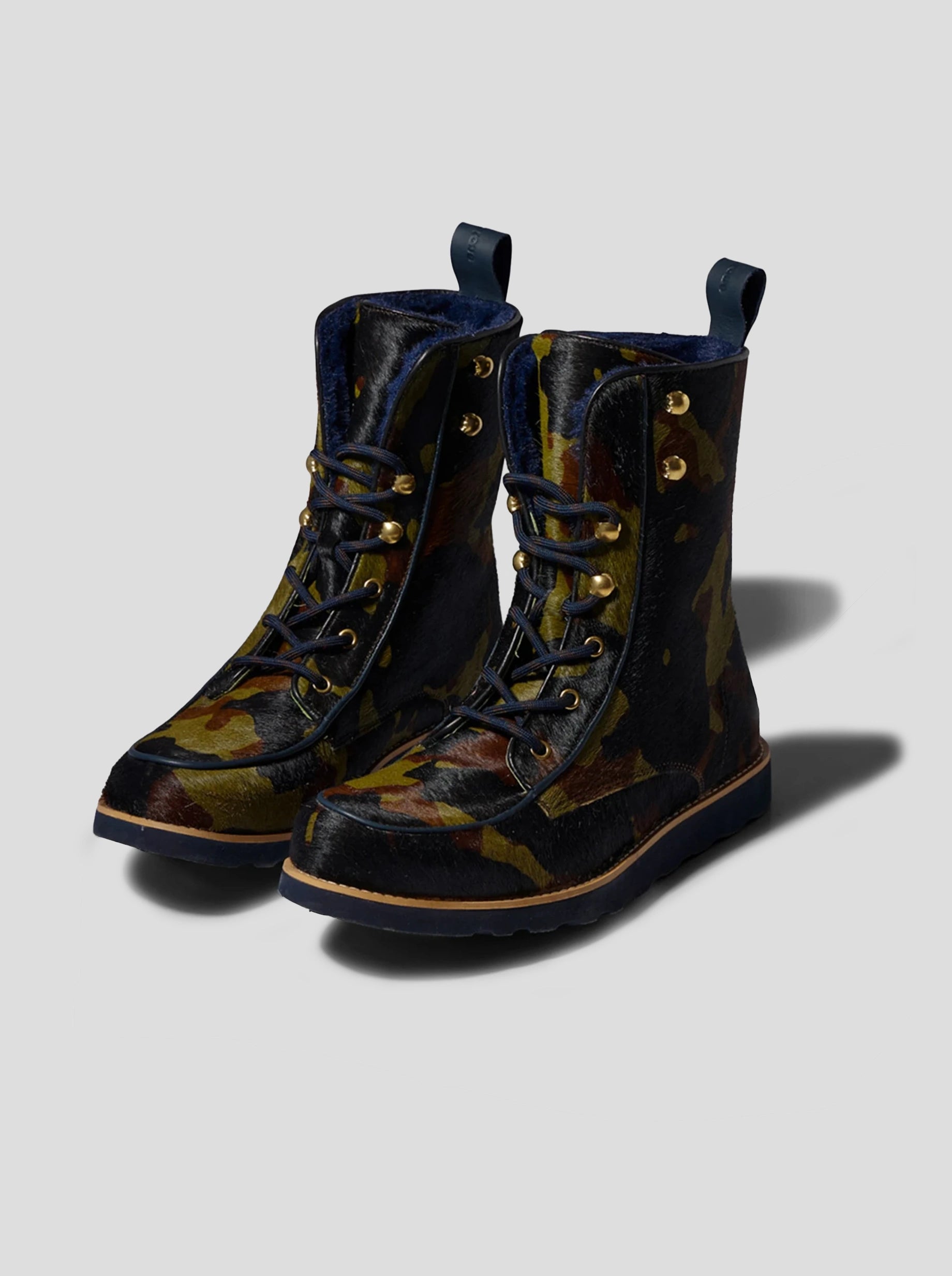 Mountain boots in Camouflage printed leather