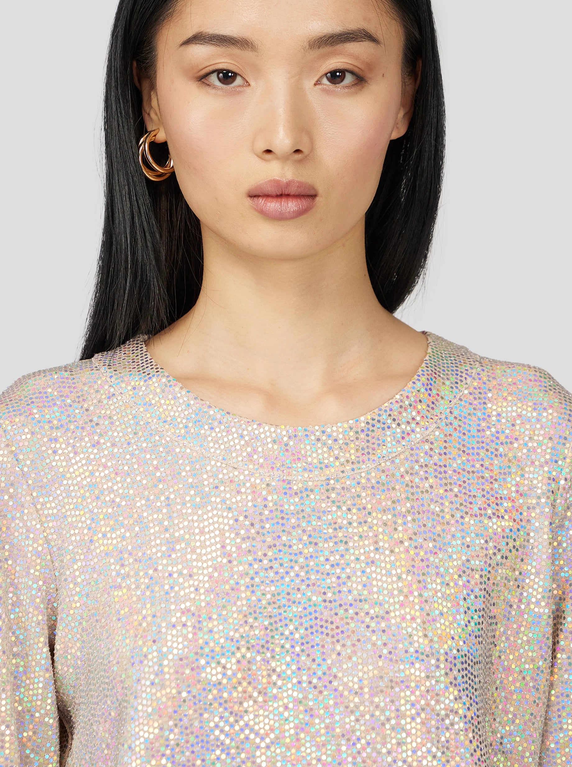 Cloud Top in Iridescent Faceted Jersey.