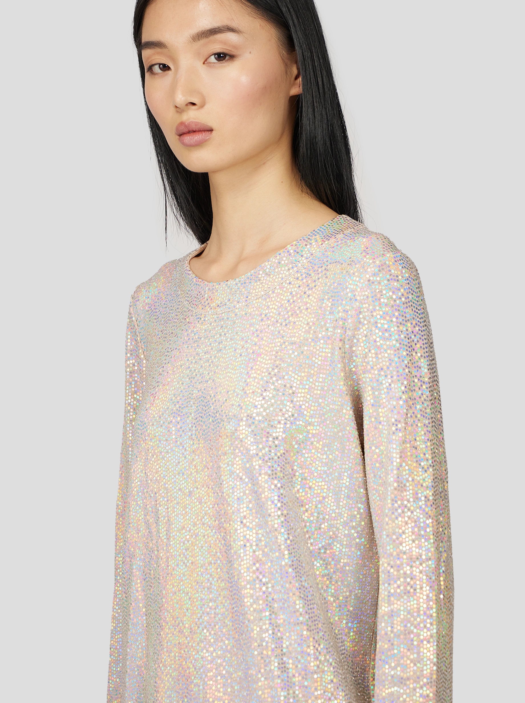 Cloud Top in Iridescent Faceted Jersey.