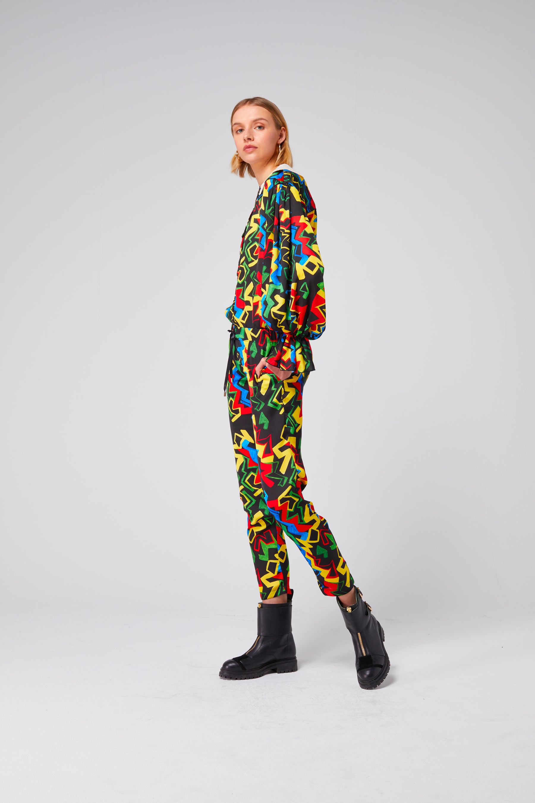 Melchior pants in Electric print