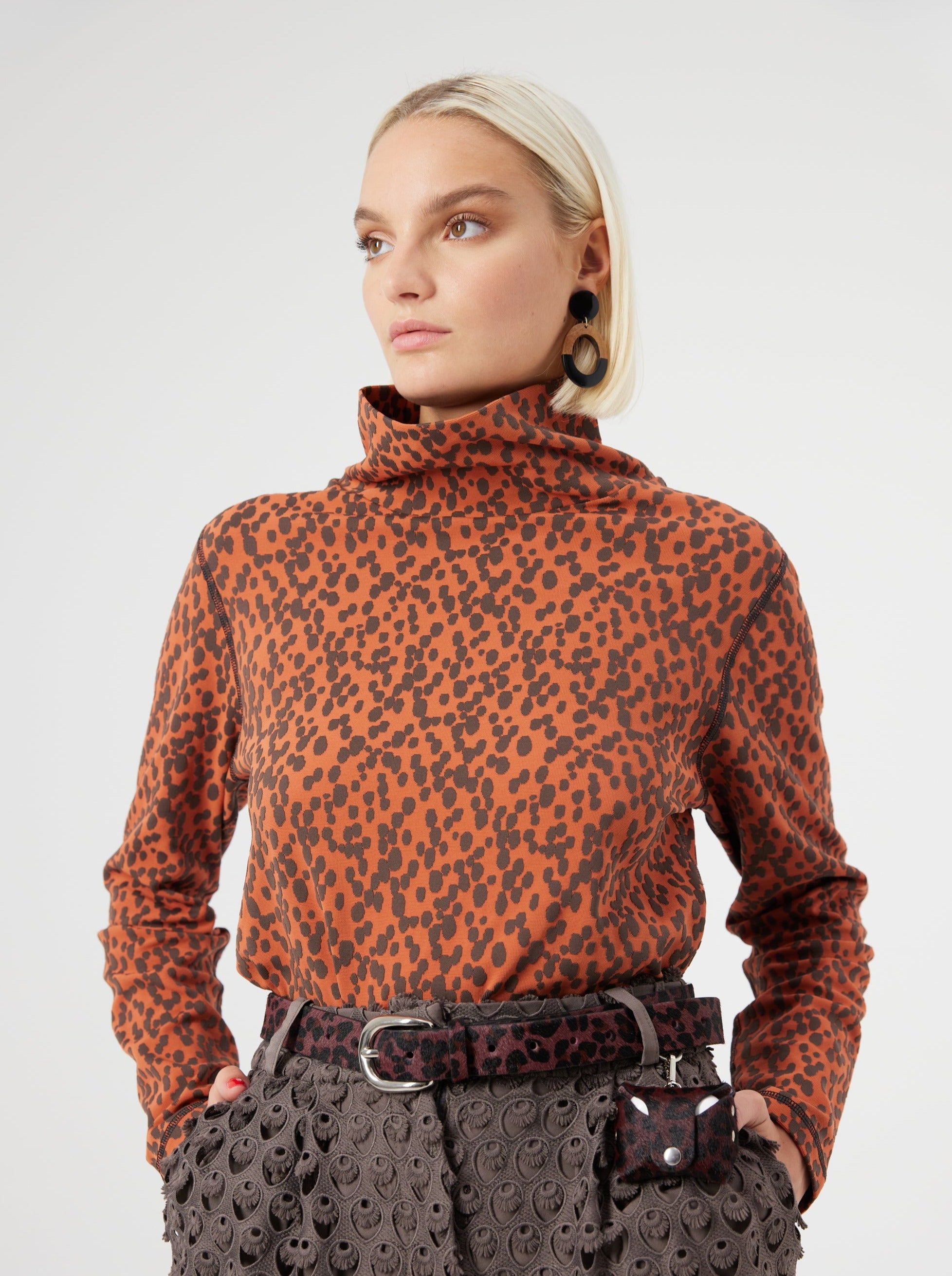 Slick undershirt  in Brick Leopard jersey