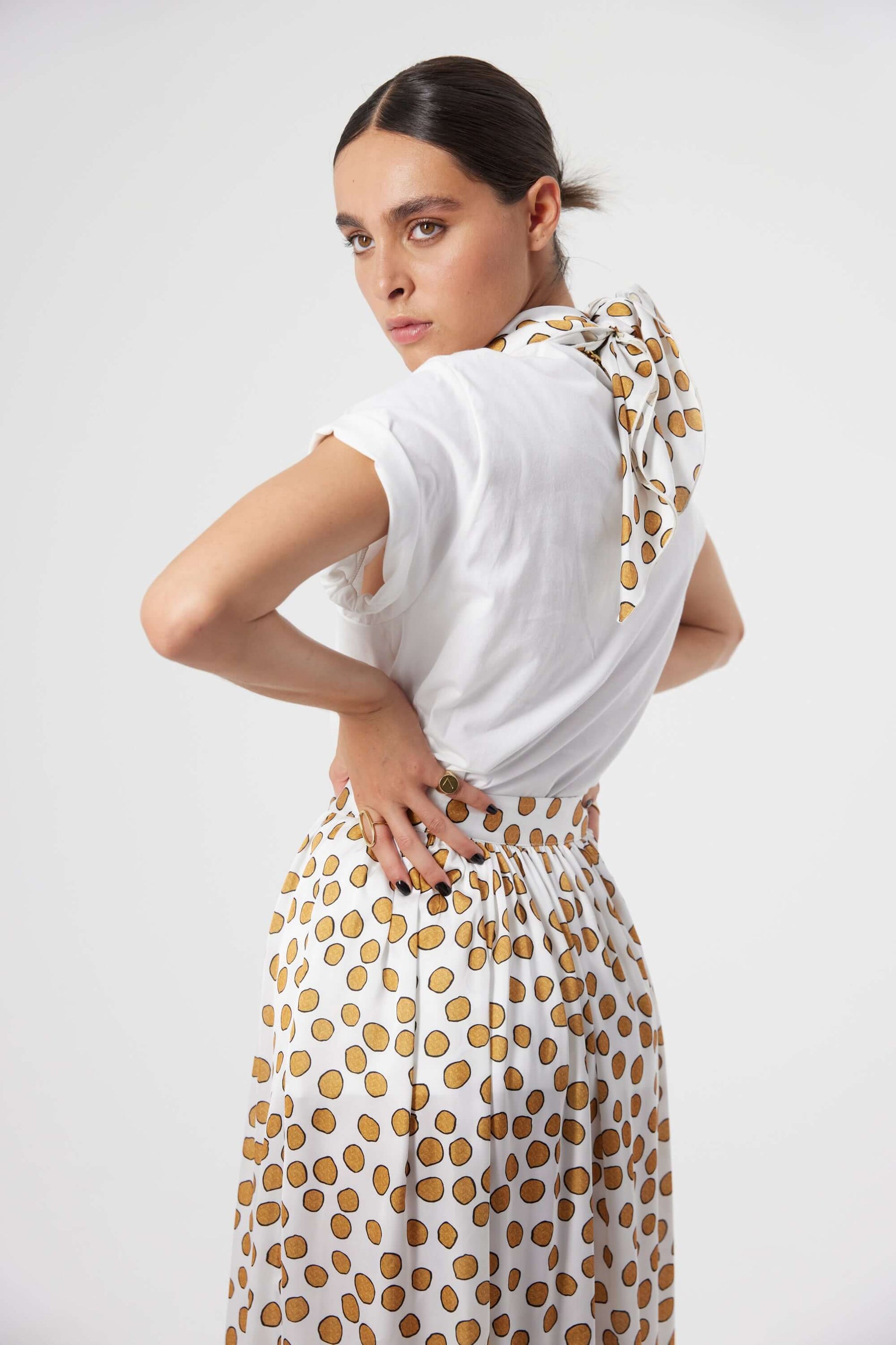 Orso skirt in white XXL Messy Dots | Heimstone