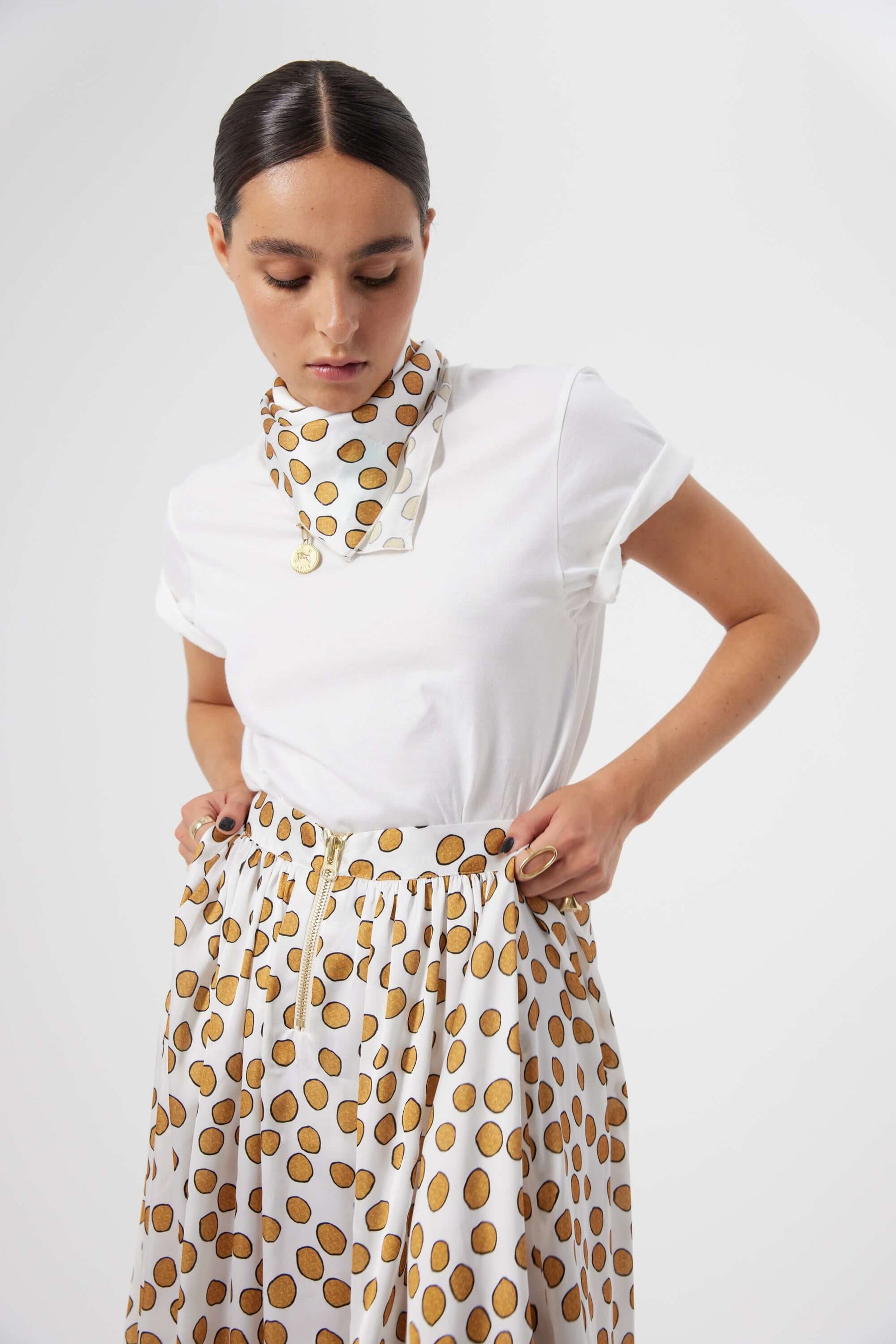 Orso skirt in white XXL Messy Dots | Heimstone