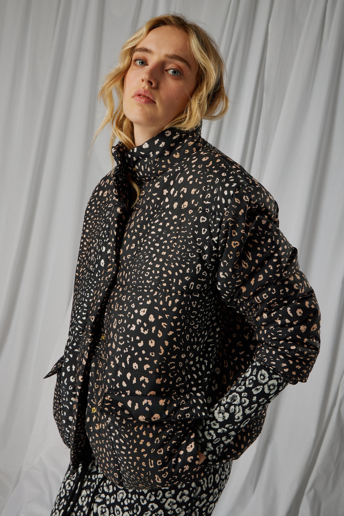 Donna puffed jacket in Leopard print