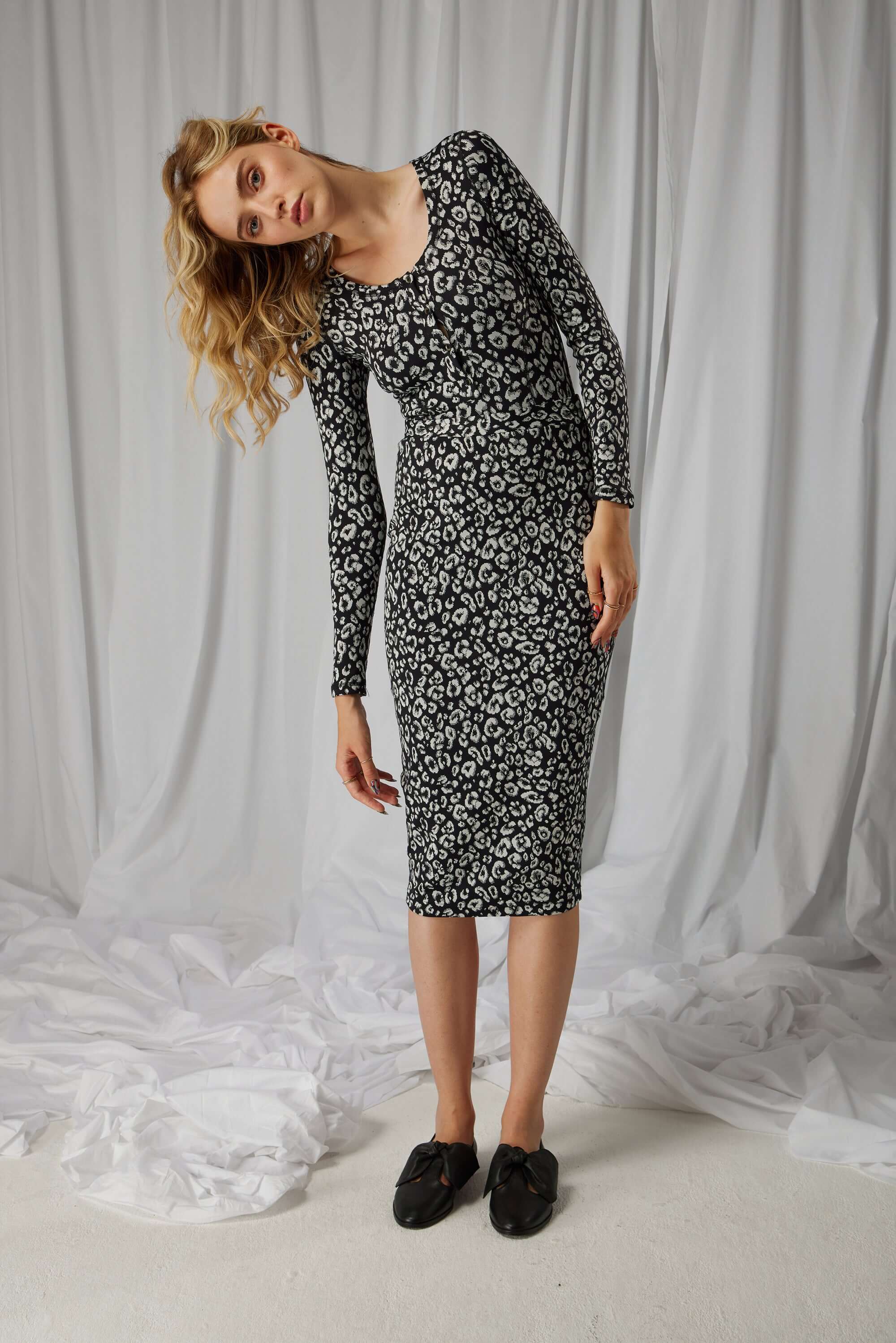 Fox skirt in black & white Leopard jersey