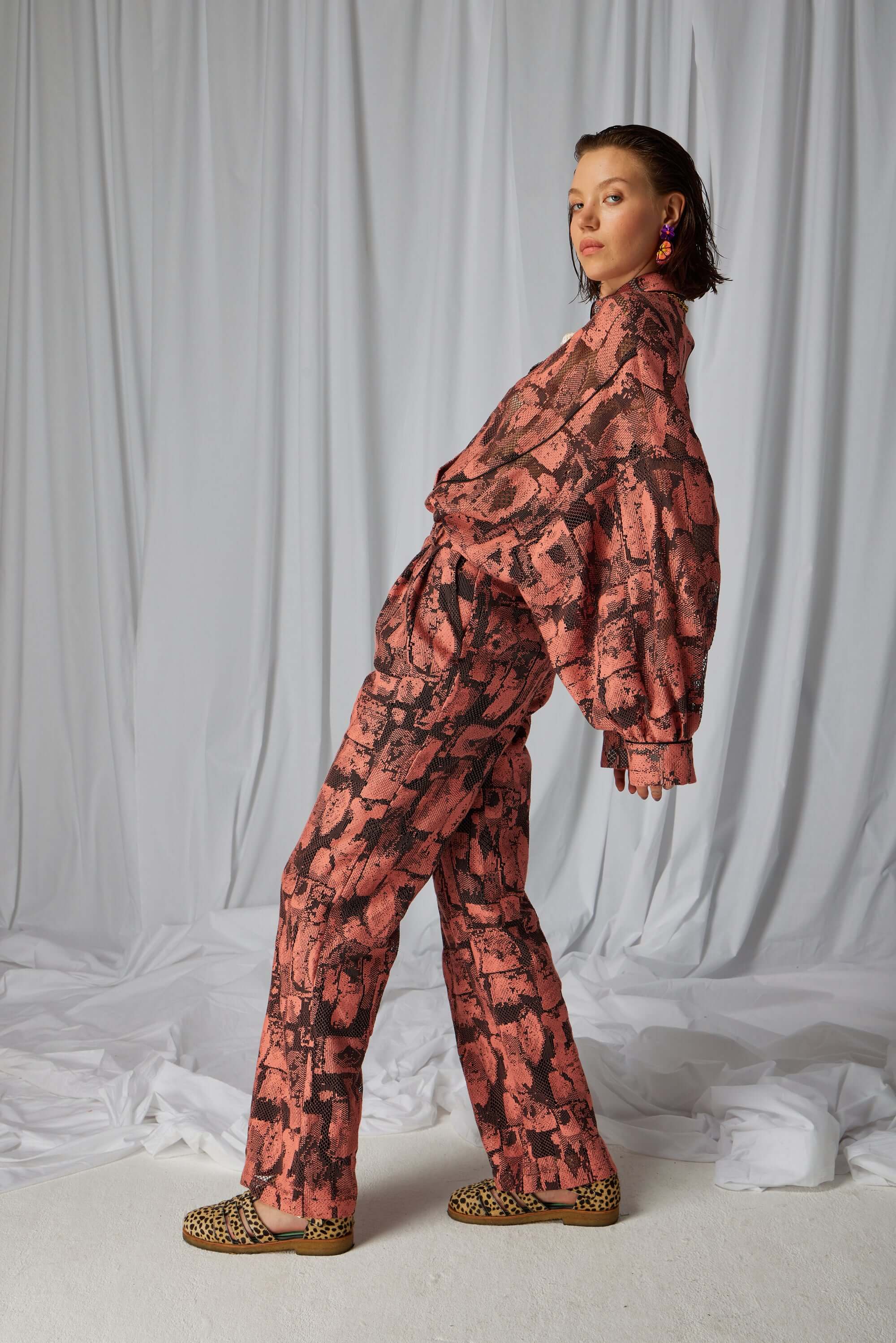 Moor pants in Brutalistic lace