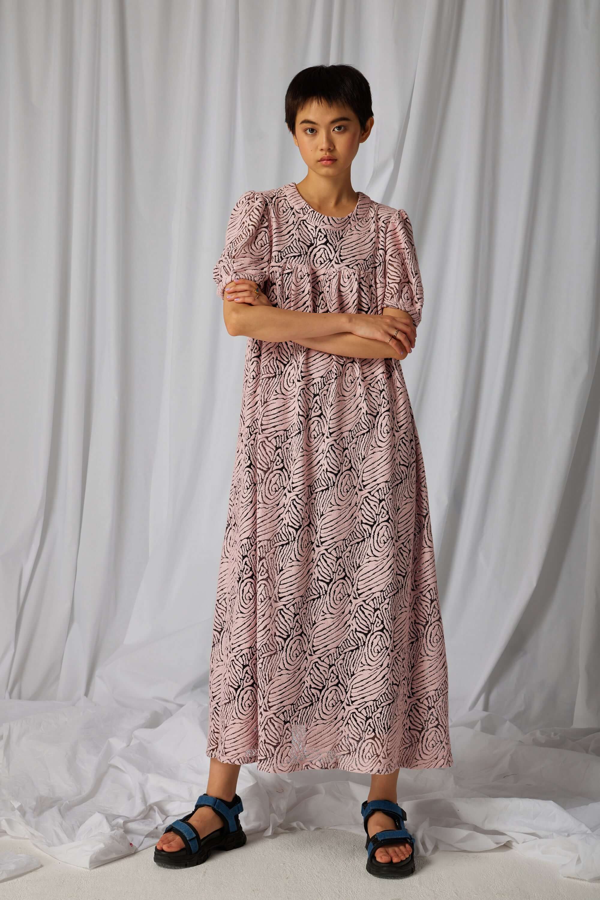 Gaya dress in Organic lace