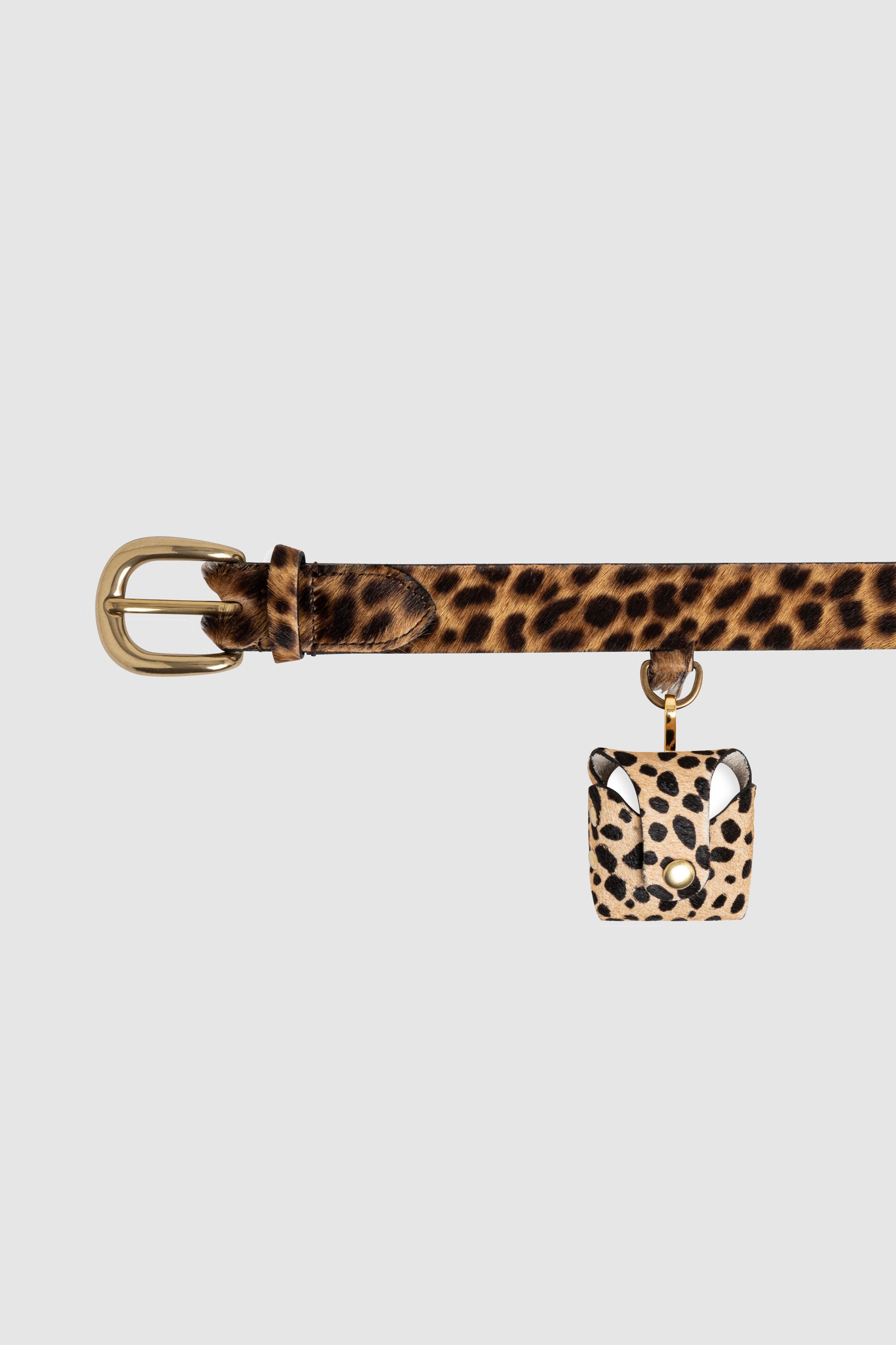 The Minis - Airpods case in Cheetah printed leather